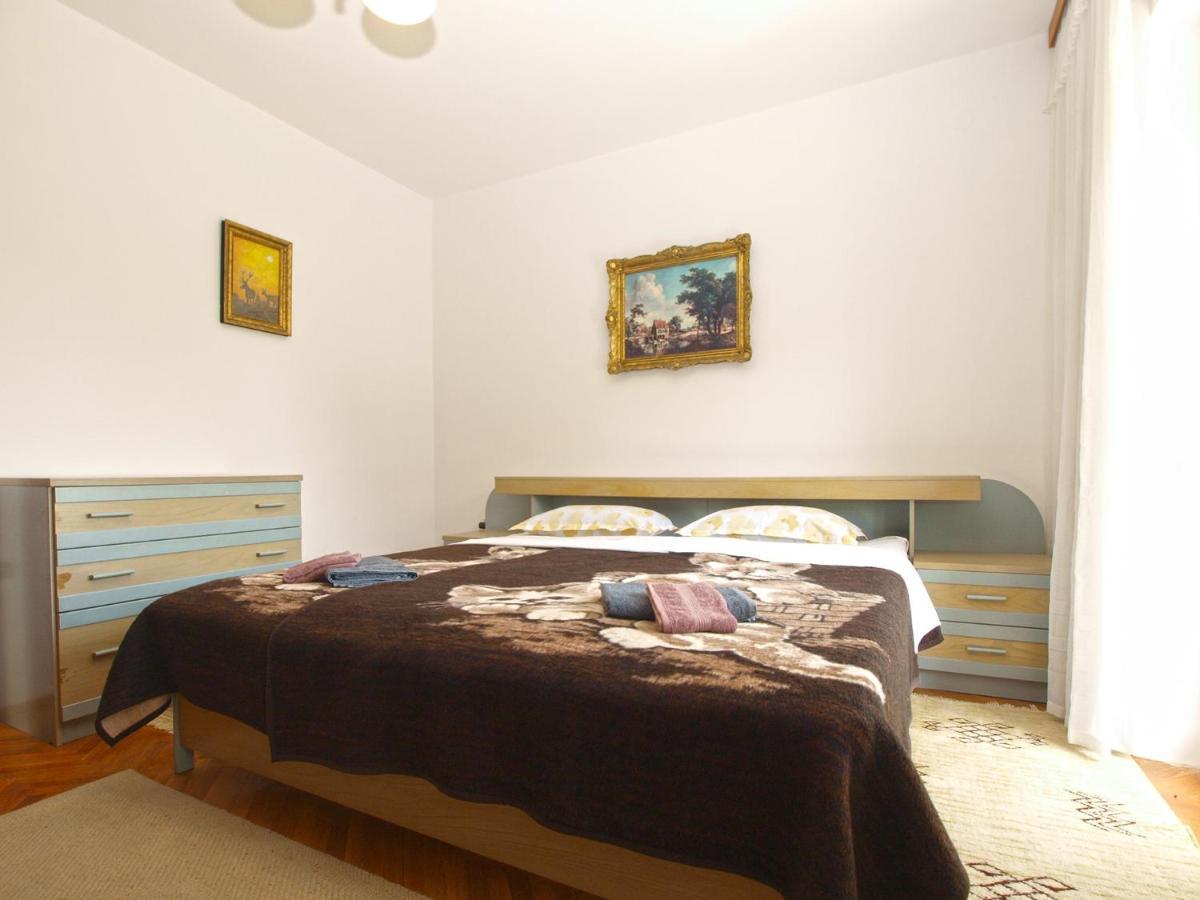 Apartment Milorad 786 Fazana Bagian luar foto